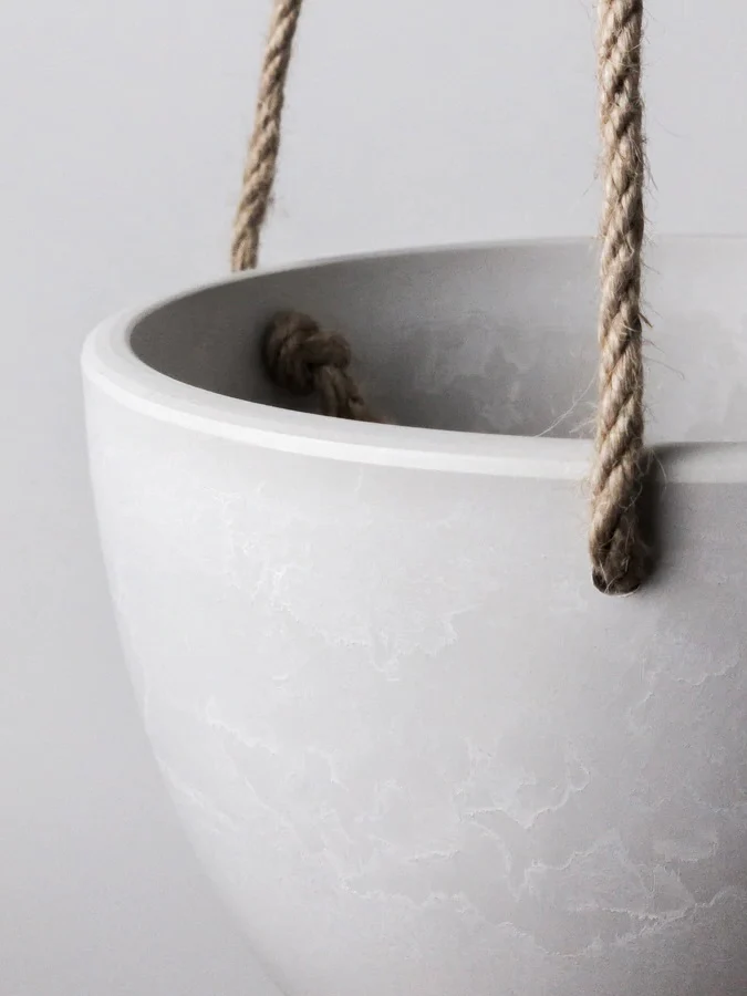 Kanso Recycled Hanging Pot, Medium 7" (Multiple Colours) - Image 4