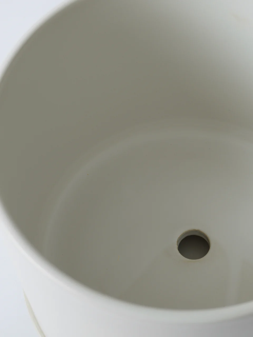 Tobago Ceramic Pot, Medium 7" (Multiple Colours) - Image 5